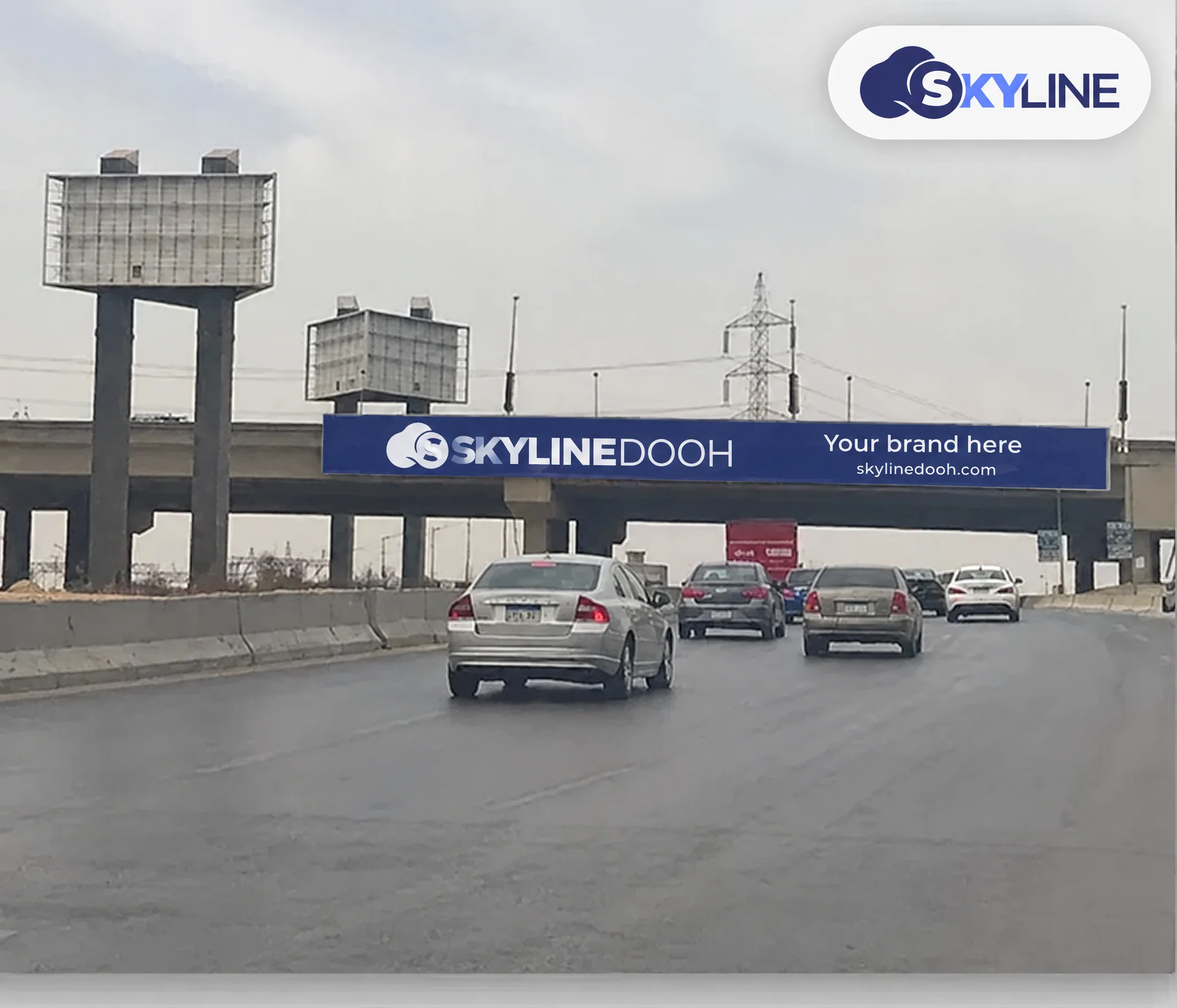 Billboard: Bridge - Alex Desert Rd في Alex Desert Rd