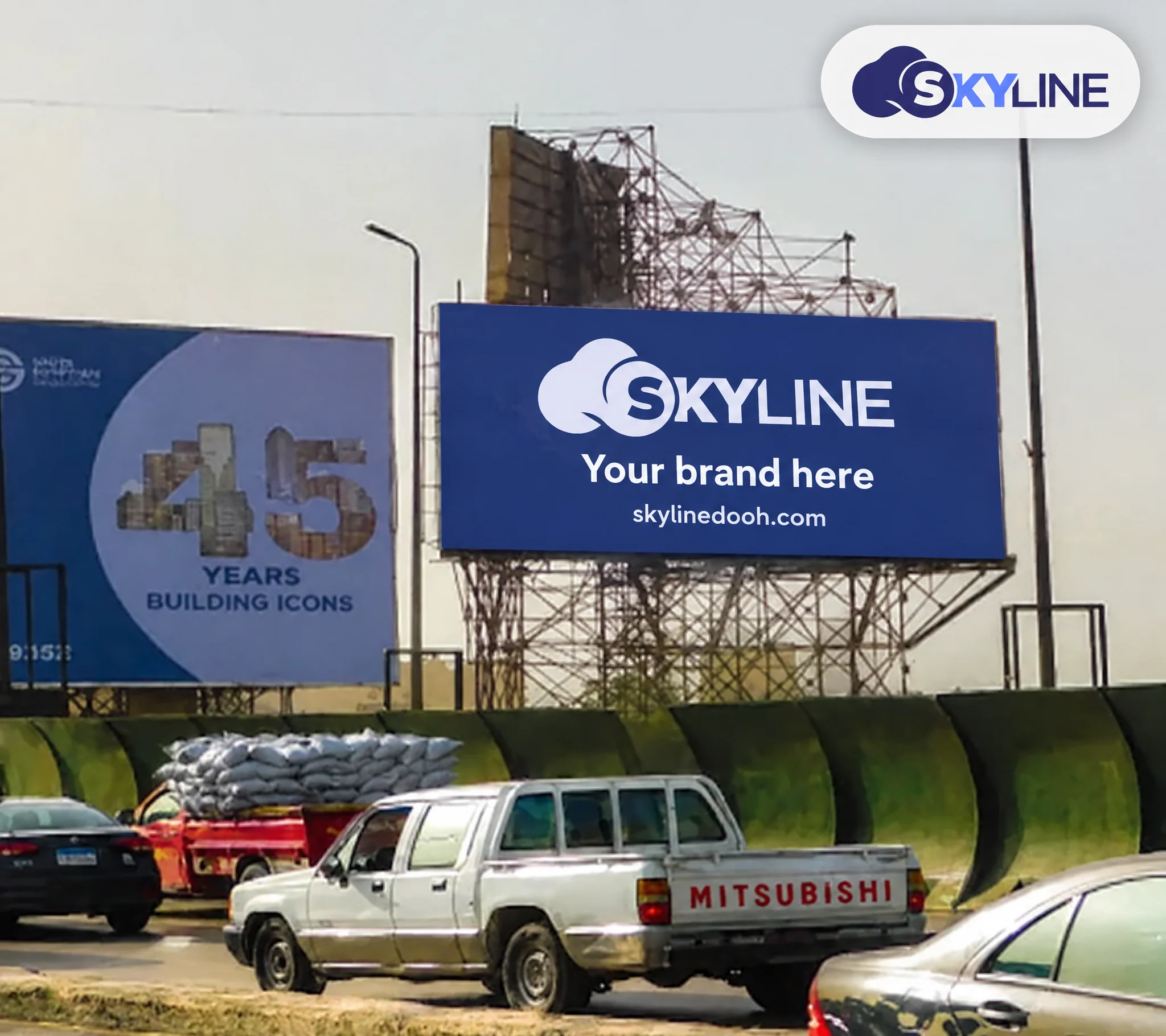 LED billboard: Digital Unipole - October Bridge in October Bridge